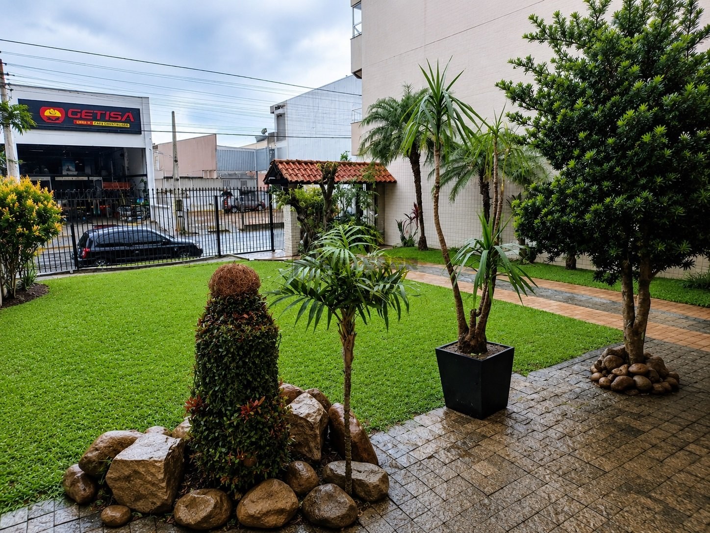 Casa Ampla com 2 Quartos, Suíte e 500m² de Terreno à Venda em Areias – Camboriú