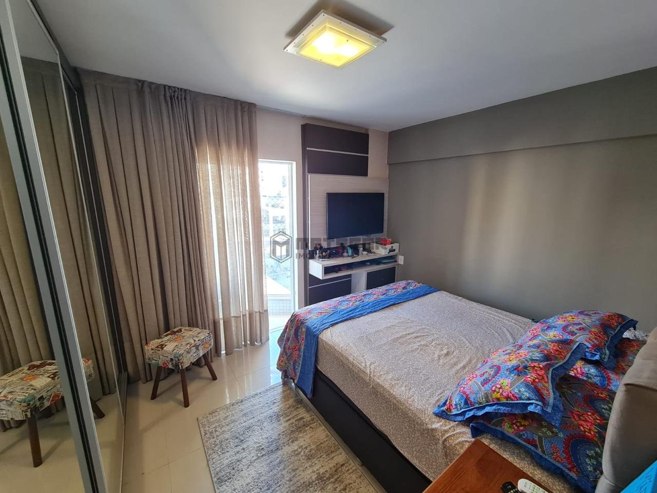 Apartamento Balneário Camboriú 3 suítes, 1 lavabo, 2 vagas de garagem no coração de Balneário Camboriú, ao lado do camelódromo.