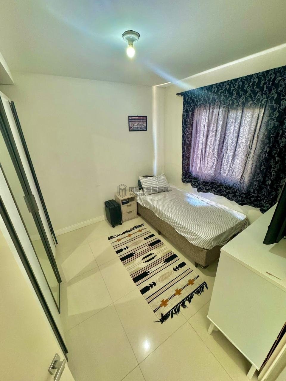 Apartamento Edif Maison Antonieta 2 suítes, 2 vagas no coração de Balneário Camboriú