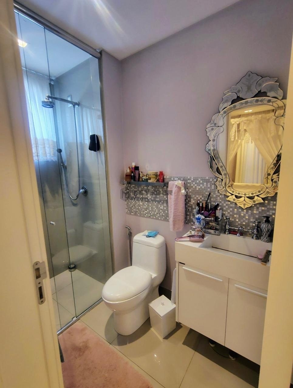 Apartamento Edif Sistina Tower, em Balneário Camboriú2 suítes , 4 dormitórios, 4 banheiros