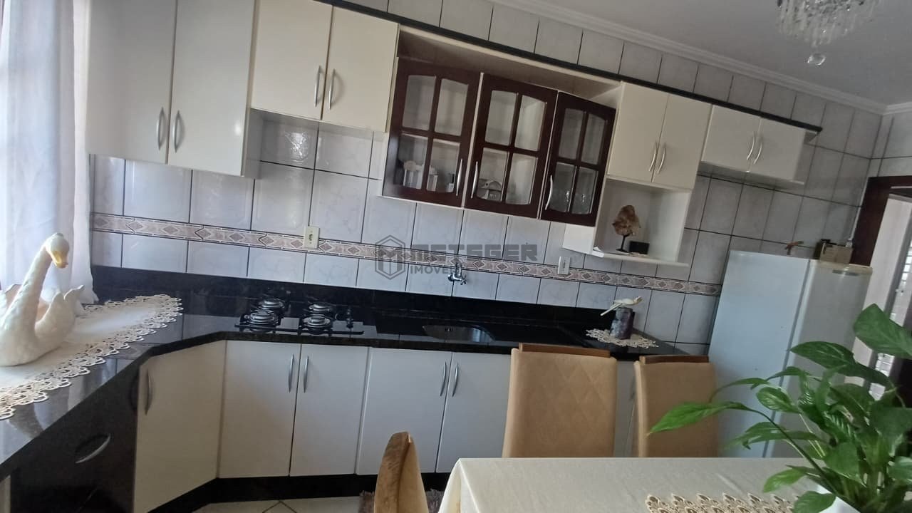 AMPLO ESPAÇO E CONFORTO PARA SUA FAMÍLIA NO BAIRRO TABULEIRO