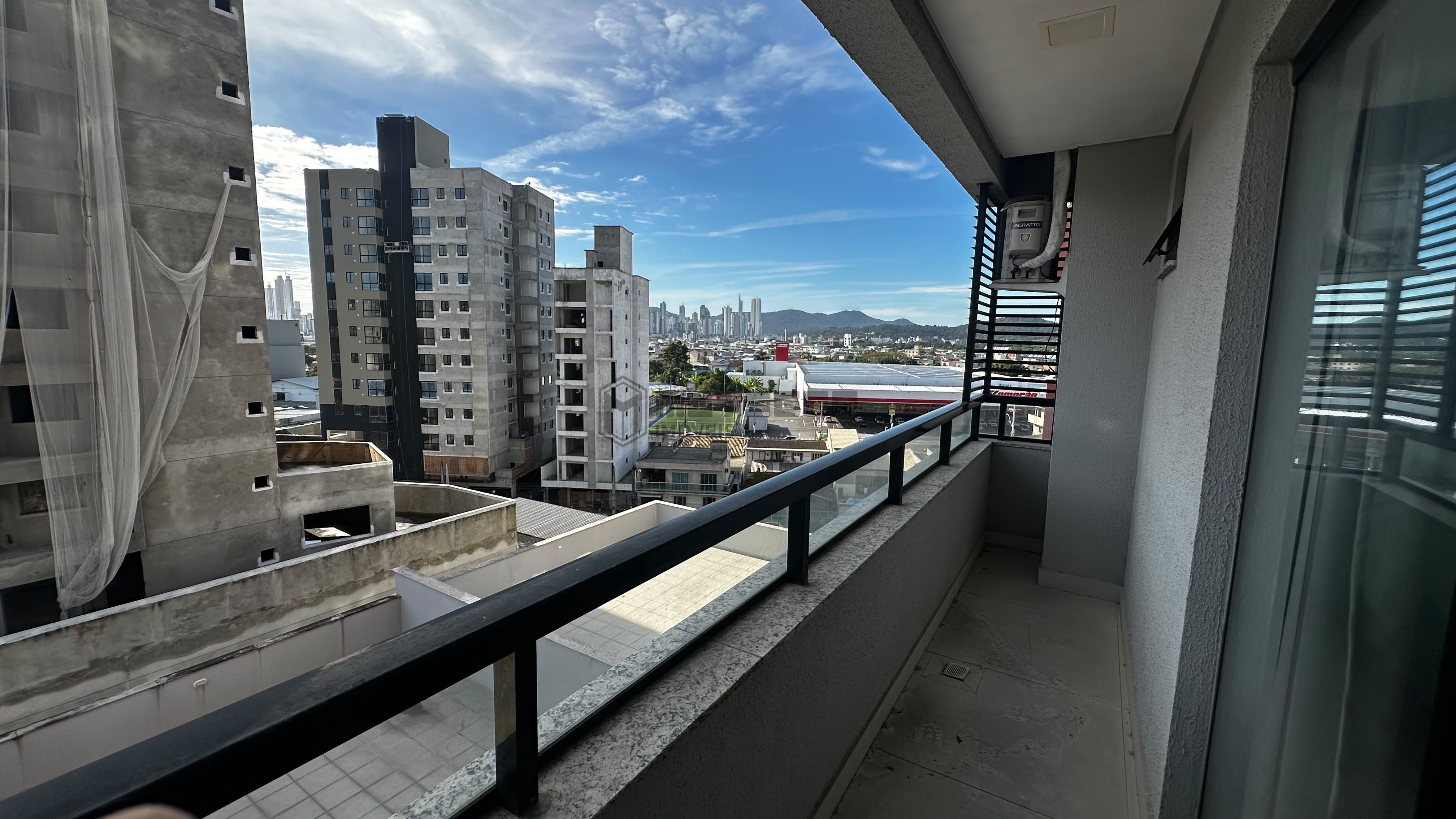 Seu Apartamento com Vista para Balneário Camboriú no Cinque Terre – Conforto, Lazer e Excelente Localização!