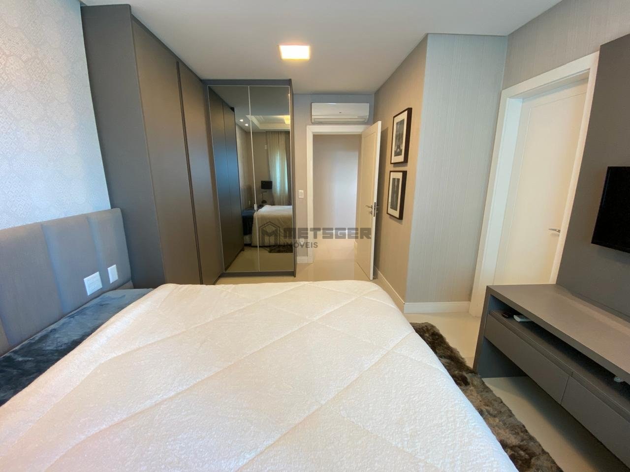 Apartamento Duplex, frente Mar em Balneário Camboriú, 6 suítes