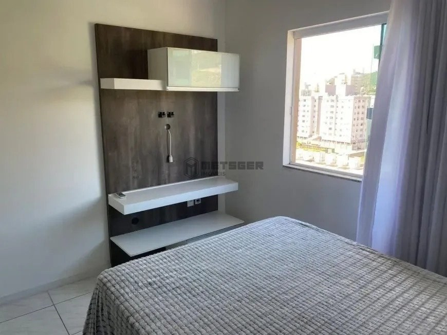 Apartamento mobiliado à venda em Camboriú | Excelente localização a apenas 4 minutos da Praia Central de Balneário Camboriú!