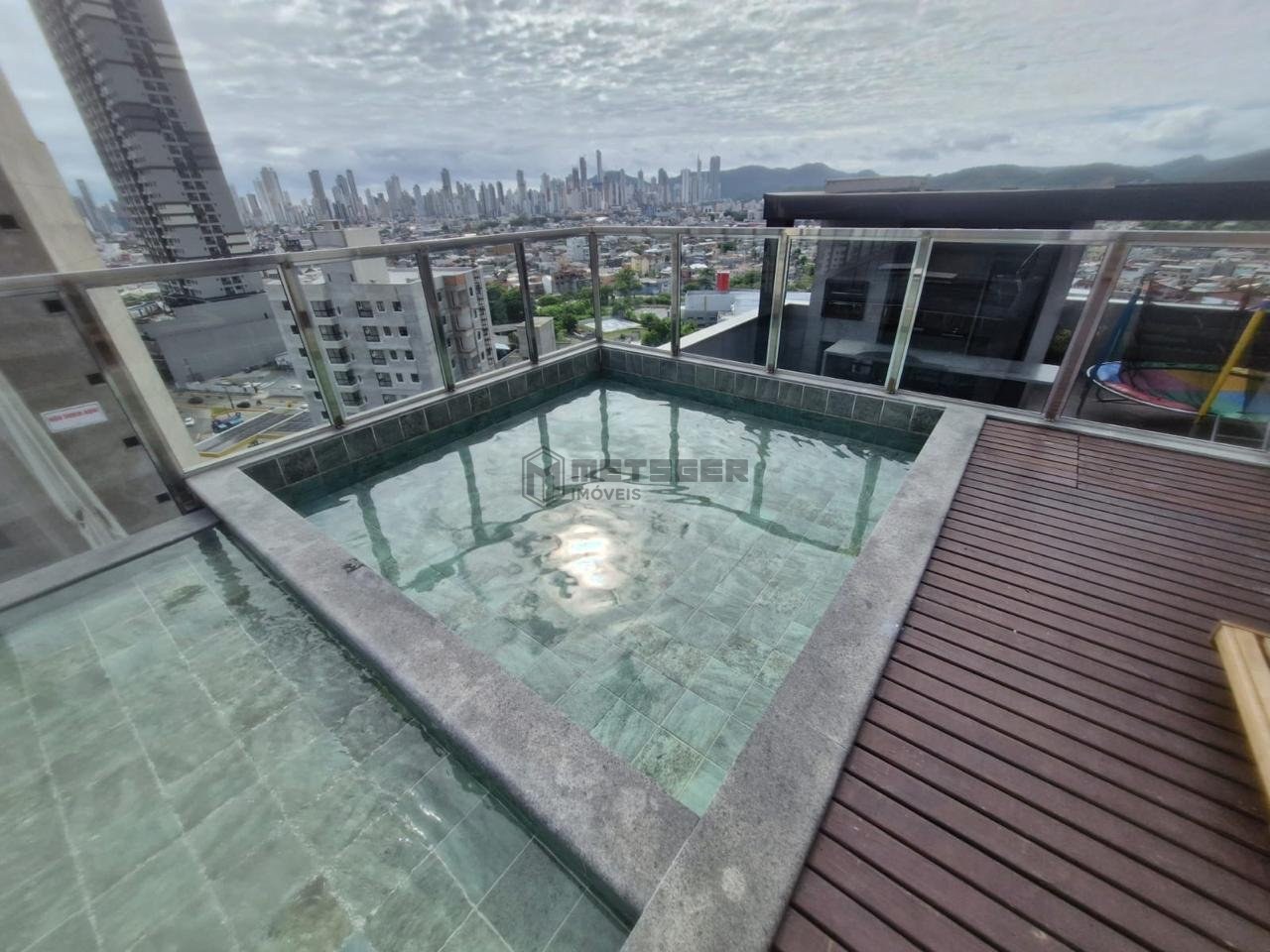 Seu Apartamento com Vista para Balneário Camboriú no Cinque Terre – Conforto, Lazer e Excelente Localização!