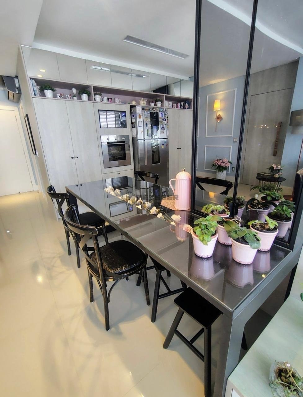 Apartamento Edif Sistina Tower, em Balneário Camboriú2 suítes , 4 dormitórios, 4 banheiros