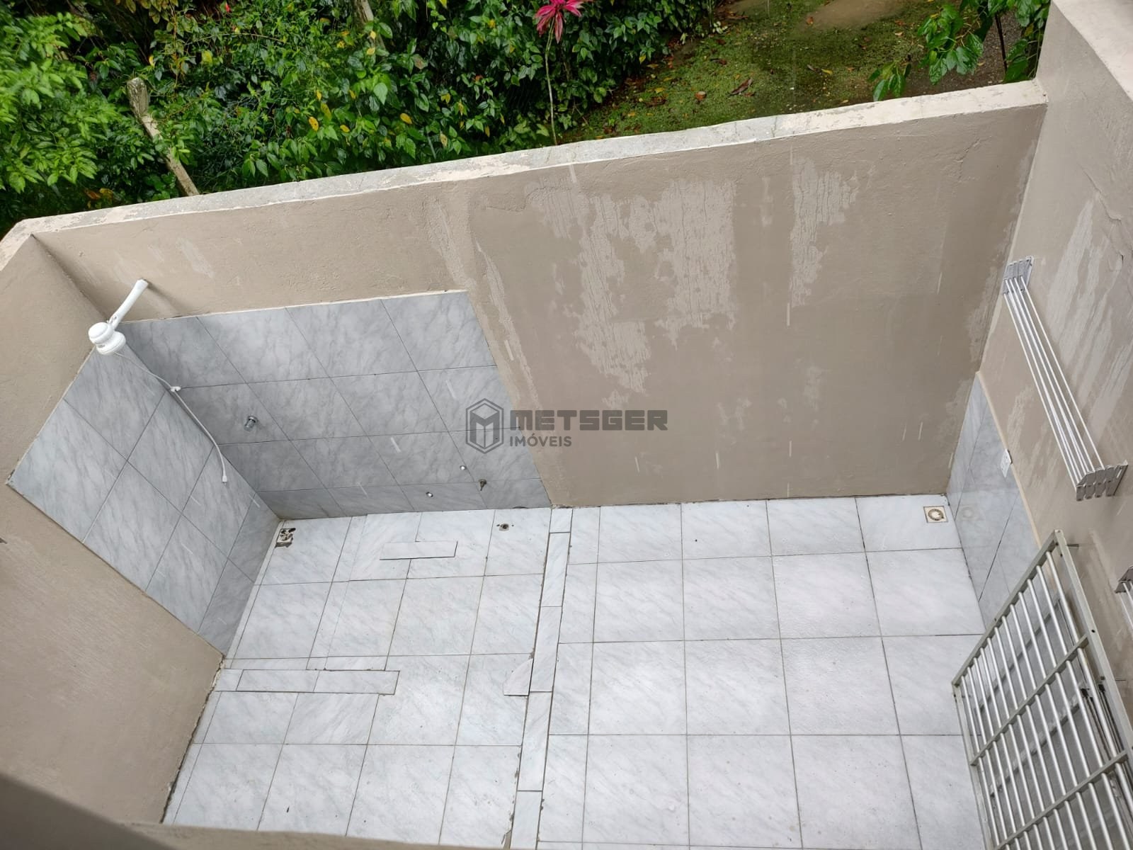 SOBRADO EM CONDOMÍNIO FECHADO NO ARIRIBÁ – CONFORTO, SEGURANÇA E QUALIDADE DE VIDA