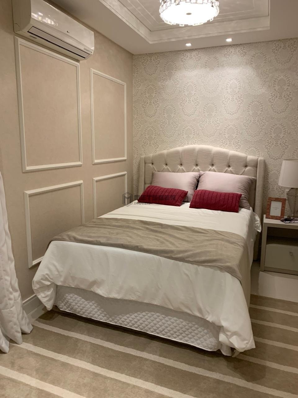 Apartamento Duplex, frente Mar em Balneário Camboriú, 6 suítes